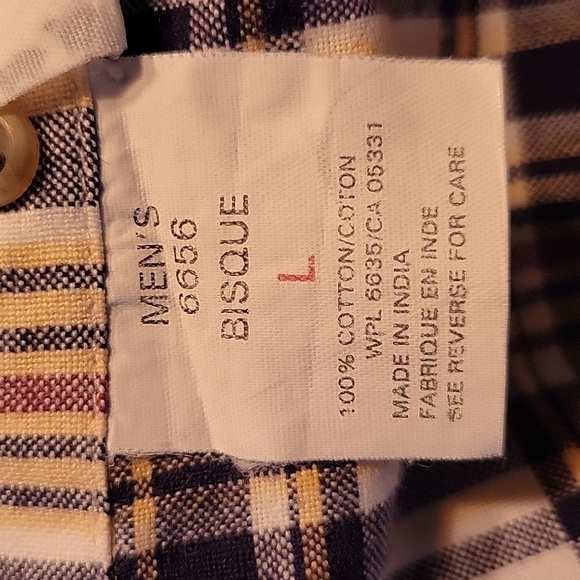 Woolrich, Men's Plaid Short-sleeved Button-down Shirt, Size Large - Picture 5 of 6